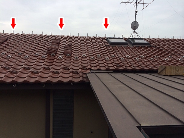 東京都杉並区、和型の釉薬瓦の屋根の棟の取り直し、ガイドライン鉄筋工法、安心で確実な耐震化７