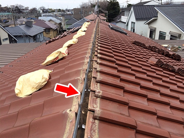東京都杉並区、和型の釉薬瓦の屋根の棟の取り直し、ガイドライン鉄筋工法、安心で確実な耐震化９
