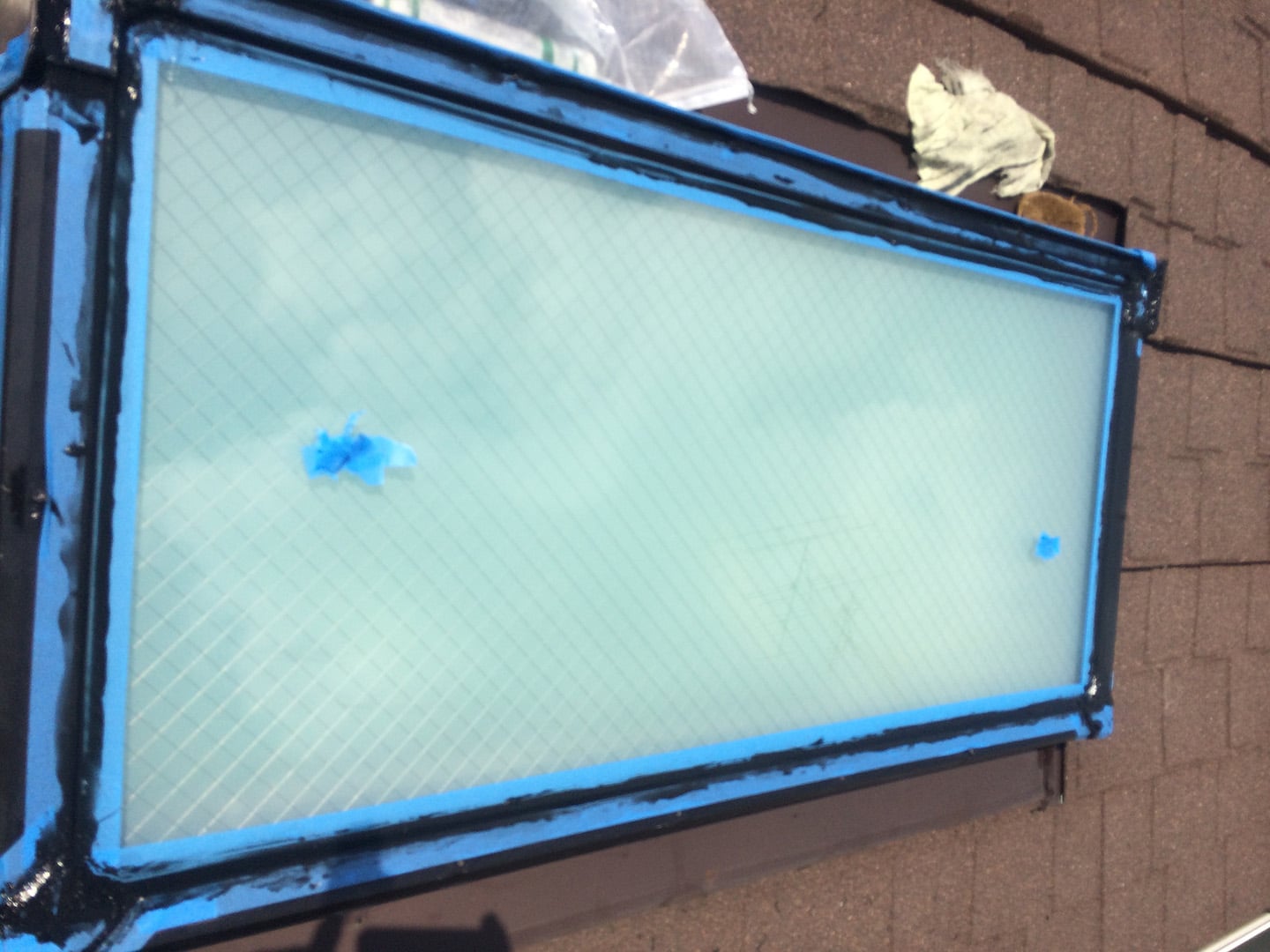 【神奈川県大和市】立山アルミの天窓のガラスパッキン劣化による雨漏りの修理工事の事例１３