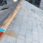 【東京都品川区】台風被災、スレート・コロニアル屋根、棟板金の交換修理工事の事例