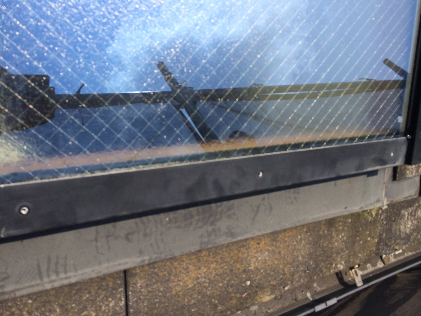 【東京都八王子市】トステムの天窓のガラスパッキンのメンテナンス工事の事例１０
