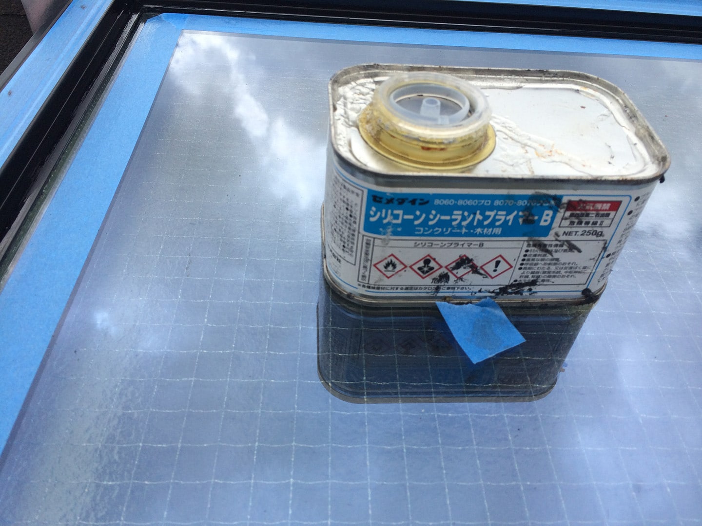 【東京都新宿区】トステム「 スカイライト 」のガラスパッキン劣化による天窓雨漏りの修理工事の事例１２