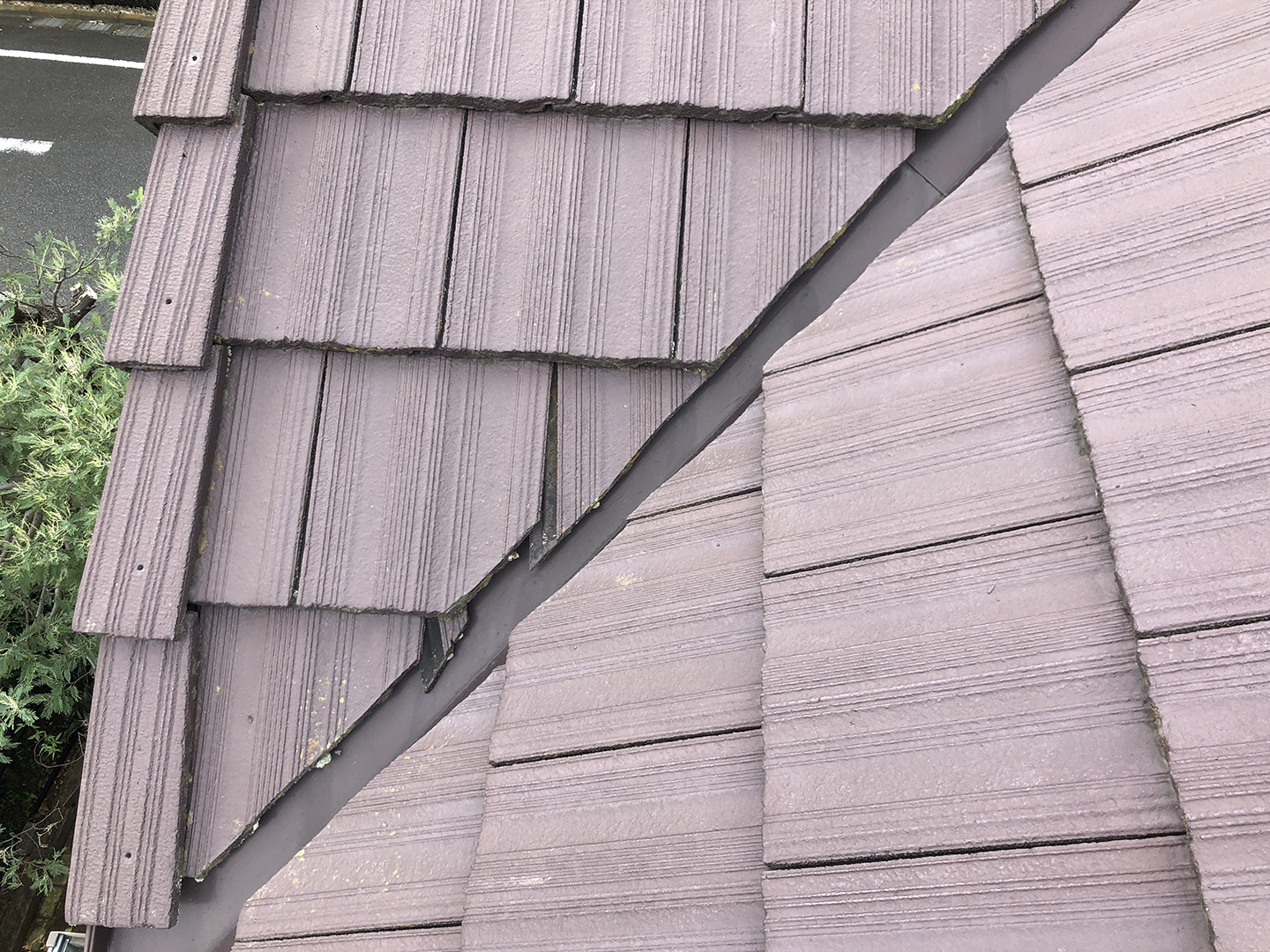 【東京都町田市】コンクリ瓦屋根のケラバ補修、部分修理工事の事例　ズレや防水の劣化
