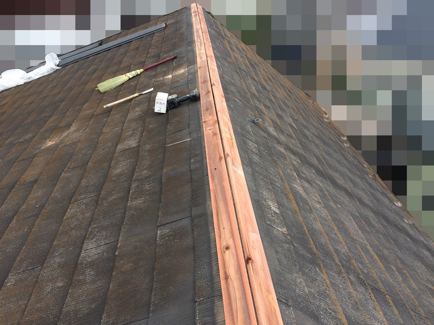 【千葉県松戸市】スレート屋根、棟板金の交換、ベランダの防水工事の事例　防腐処理済み木材の設置