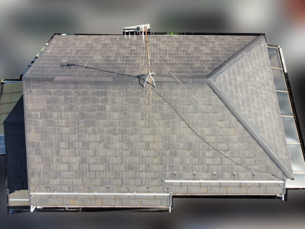 アスベスト入りのスレート屋根の点検事例