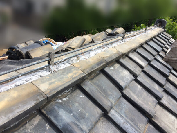 【東京都練馬区】瓦屋根の棟の取り直し工事、耐震補強工事 (ガイドライン工法) 