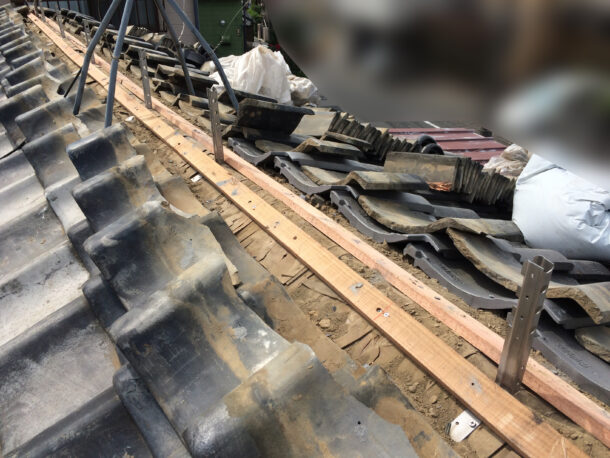 【東京都練馬区】瓦屋根の棟の取り直し工事、耐震補強工事 (ガイドライン工法) 
