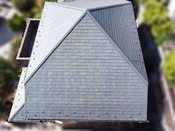 アスベスト使用のスレート屋根の、災害予防パック