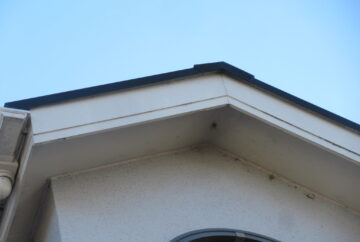 【東京都府中市】築19年、スレート屋根のひび割れメンテナンスと、外壁塗装の検討での点検