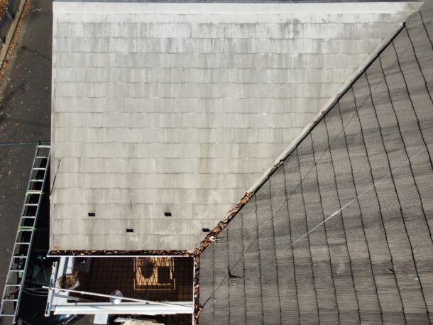 【神奈川県平塚市】築２５年、アスベスト入りのスレート屋根の点検事例