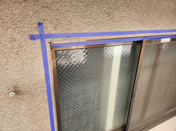 瓦屋根_05_外壁まわり_シール養生01