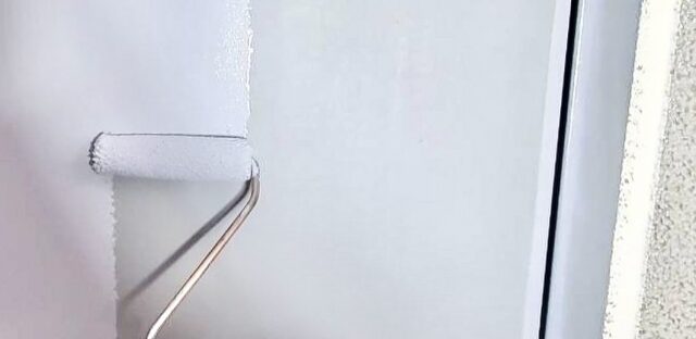 プロ　外壁塗装　上塗り