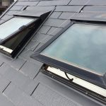 【千葉県松戸市】松下電工の電動開閉式の天窓、ガラスパッキン劣化による雨漏りの修理工事の事例